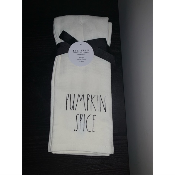 Rea Dunn “Pumpkin Spice” Set of 2 Kitchen Towels - Picture 1 of 1